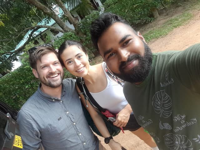 /clients/image_ (3).jpeg - Book a taxi with a driver in Sri Lanka for hassle-free travel. Discover amazing tour packages and explore the beauty of Sri Lanka