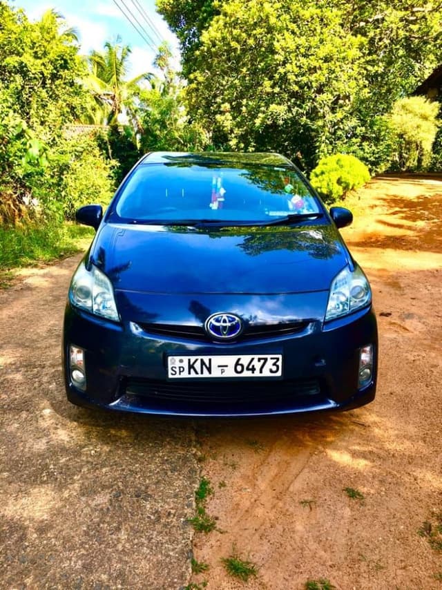 /clients/image_ (34).jpeg - Book a taxi with a driver in Sri Lanka for hassle-free travel. Discover amazing tour packages and explore the beauty of Sri Lanka